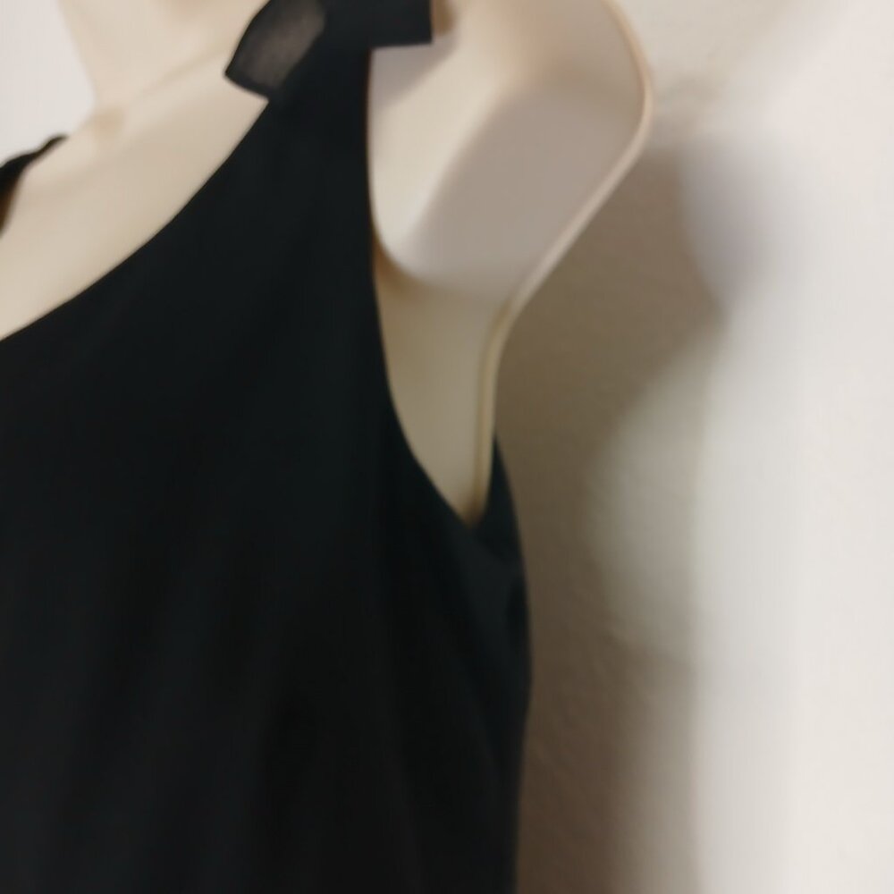 UEC Dawn Joy Chiffon Dress Black V-Neck Sleeveless Handkerchief Hem Size 12 - Picture 7 of 13